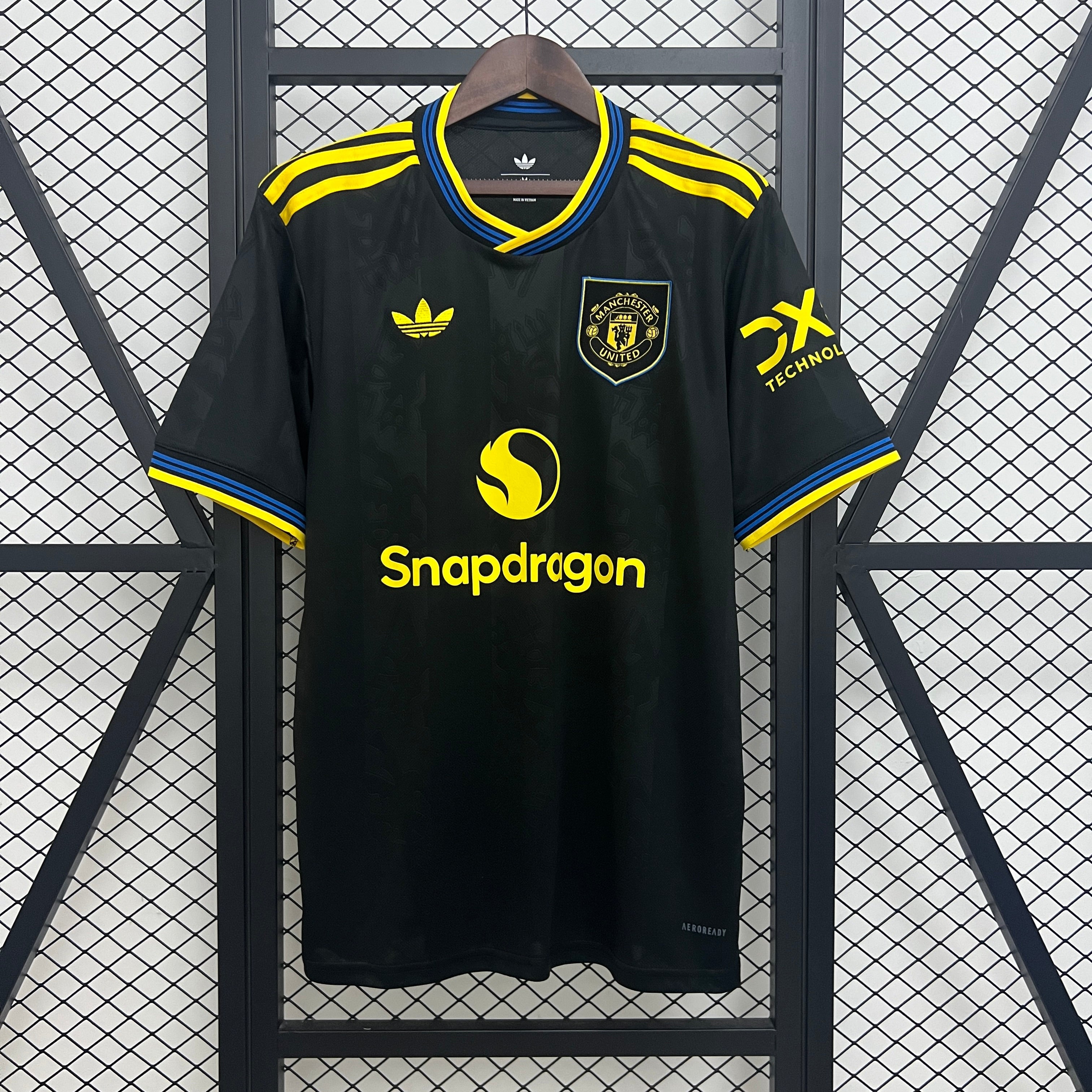 25/26 MANCHESTER UNITED THIRD AWAY
